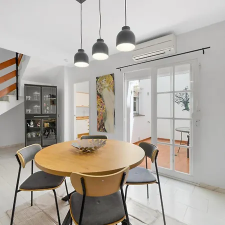 Sunny With Pool & Private Terrace Holiday home