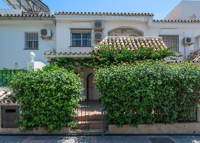 Semesterbostad 3Br Villa Fuengirola Quiet Area Terrace Pool *