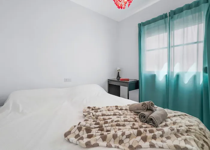 Holiday home Sunny With Pool & Private Terrace Fuengirola